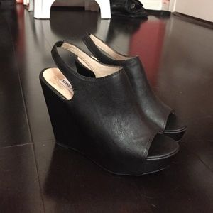 Steve Madden Wedges