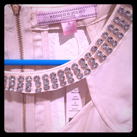 Romeo & Juliet detailed collar dress