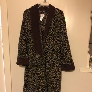 Oscar De La Renta Leopard Robe L/XL