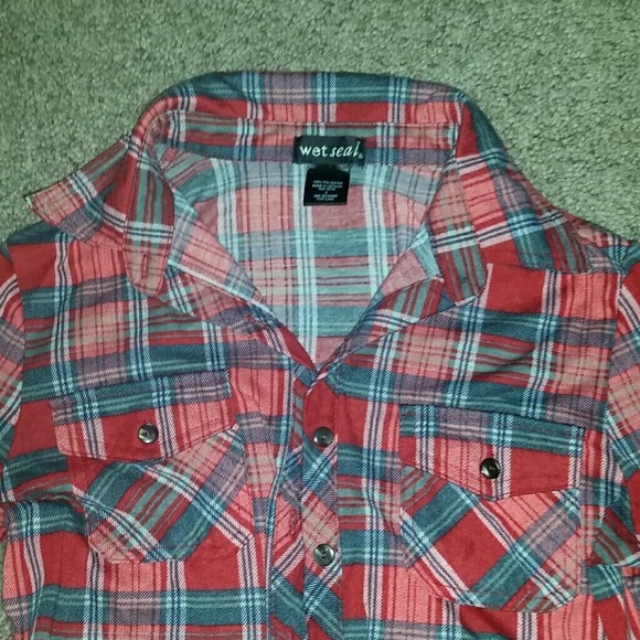 Flannel - Picture 2 of 3