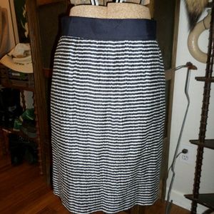 Stylish Pencil Skirt by LOFT Sz 8 NWT