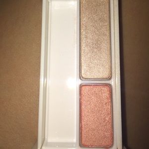Clinique eyeshadow duo in Sunburst