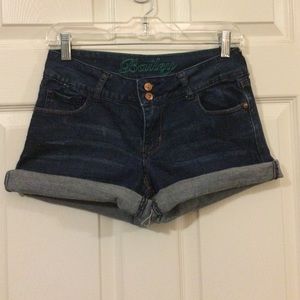 Denim cutoff rolled up shorts