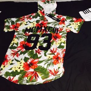 T shirt hoodie