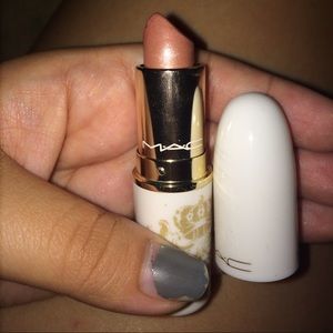 MAC lipstick in High tea!