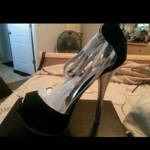 Black and sliver heels
