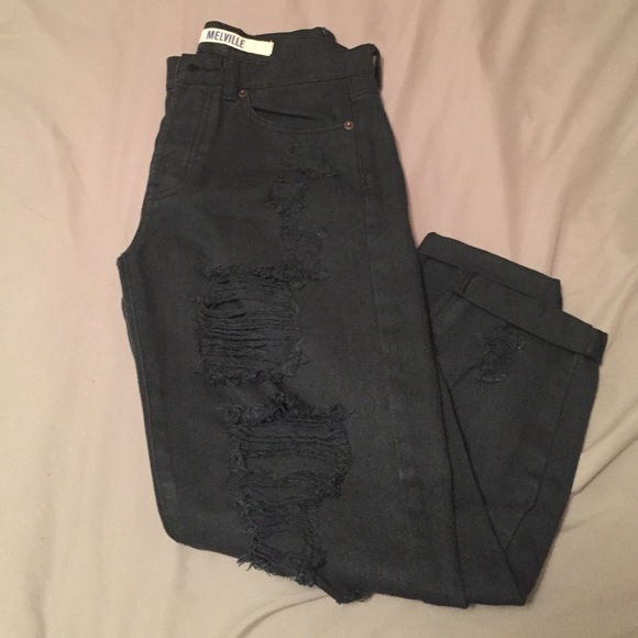 🌟ONE HOUR SALE!🌟 Brandy Melville boyfriend jeans