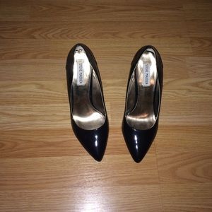 Steve Madden pointy pumps