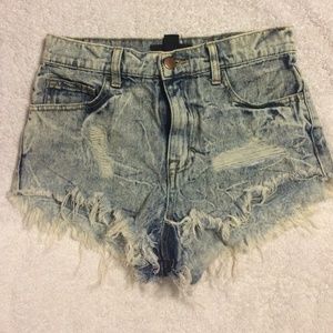 Light wash high waisted shorts
