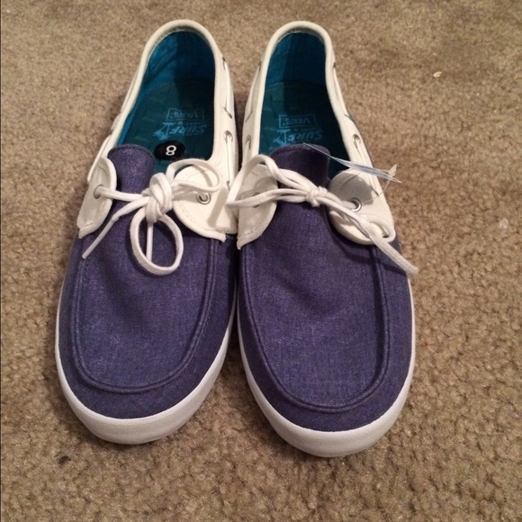 Deck shoes