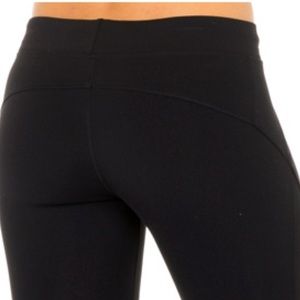 RESERVED Lorna Jane Capri