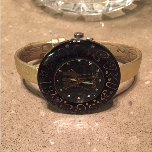 ✨New Gold Luscious Watch!🎉🎉Now $10 dollars