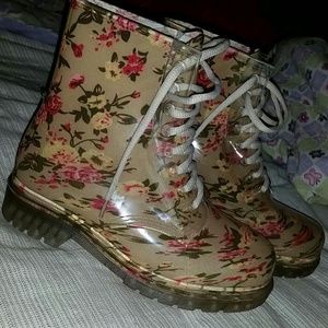Gel floral combat boots