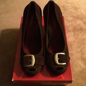 Aerosoles Never worn!