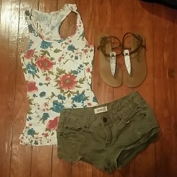 rue21 flower tank