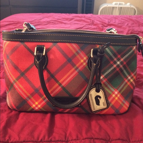 Dooney & Bourke everyday bag.