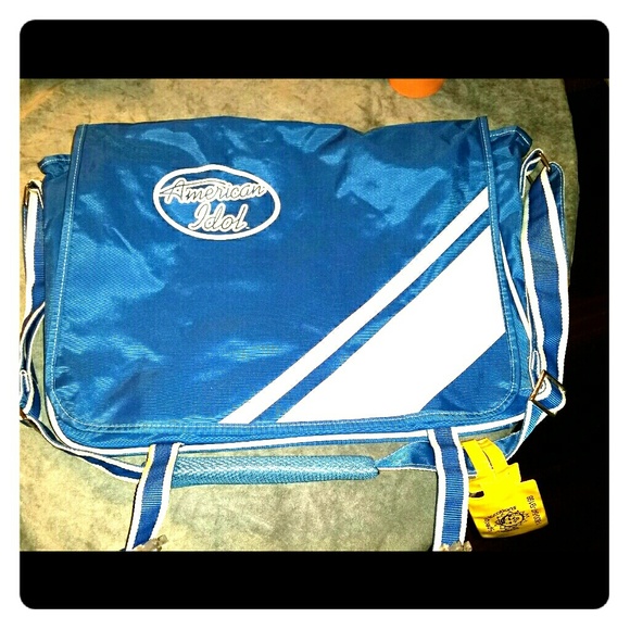 ✔SOLD! American idol messenger bag, crossbody blue