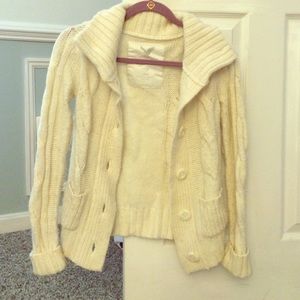 American Eagle sweater