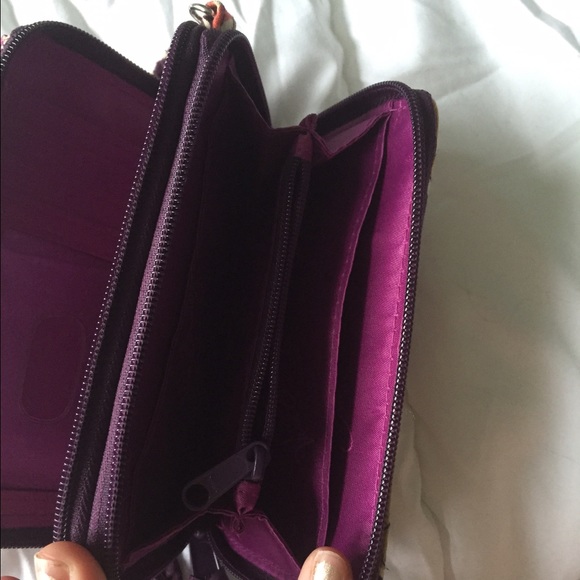 Vera Bradley wrist wallet! - Picture 4 of 4