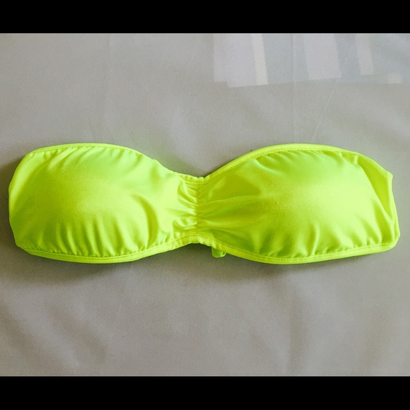 Sexy yellow bandeau