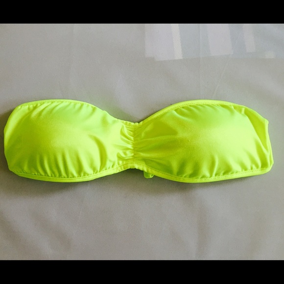 Sexy yellow bandeau