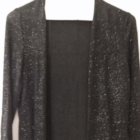 shell w/matching sweater 4 for $35 - Picture 1 of 3