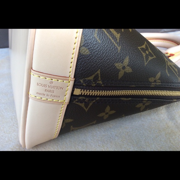 💕SOLD💕💯% Authentic Louis Vuitton Monogram Alma - Picture 2 of 4