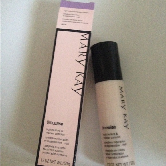 Mary Kay Night Restore & Recover Complex