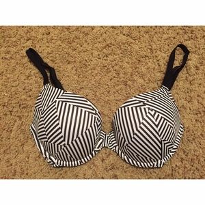 PINK Victoria's Secret Push-up Bra