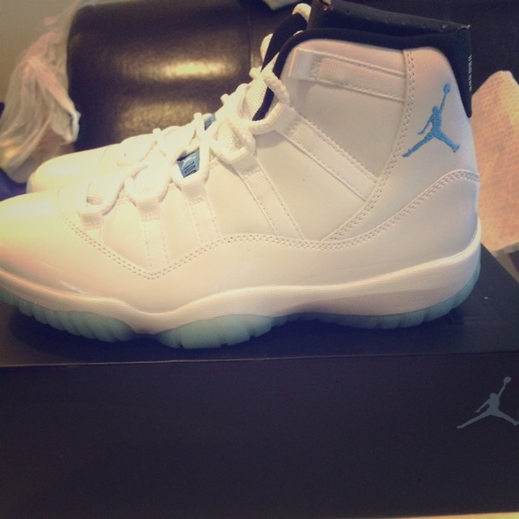Retro 11s