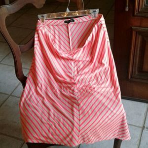 ANN TAYLOR CHEVRON SKIRT