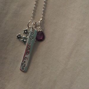 Sisters necklace