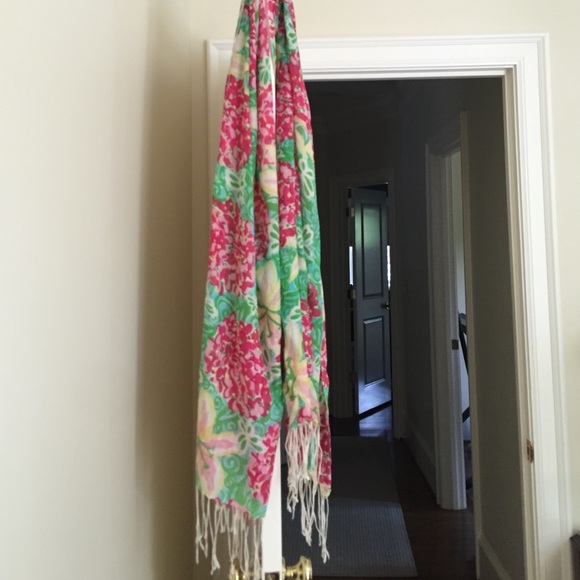 Lilly Pulitzer scarf