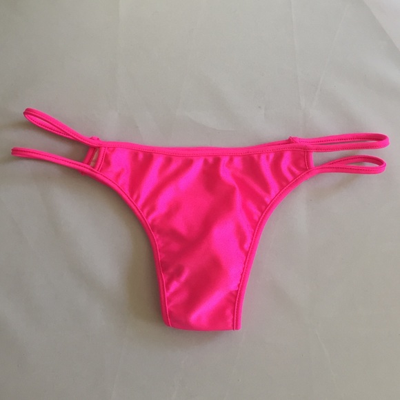 Bikini bottom swimwear