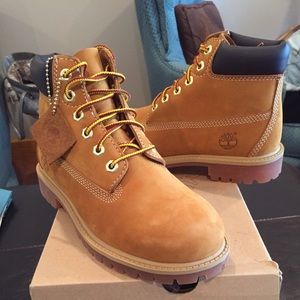 timberland boots size 2