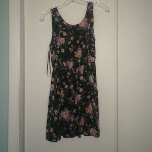 Forever 21 dress never worn