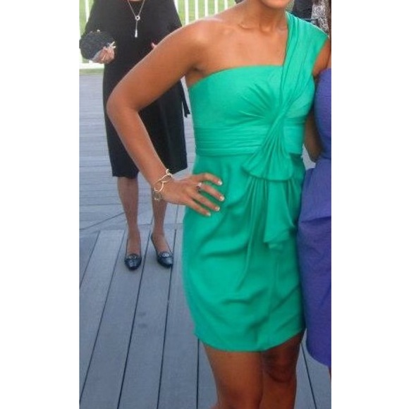 ✨PRICE drop!✨BCBG Emerald Satin Dress
