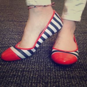 Red, white & blue striped flats
