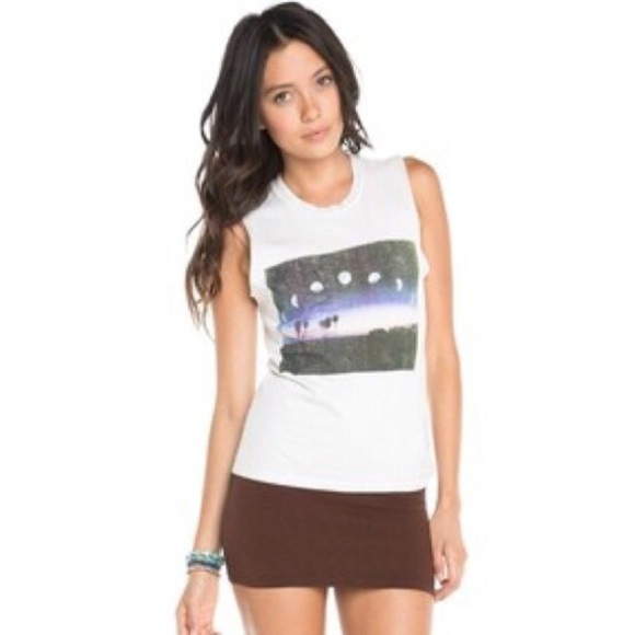 Moon sunset top