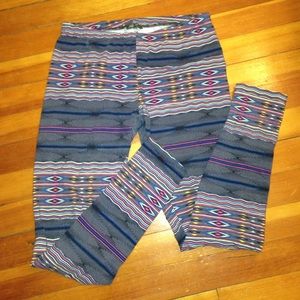 Aztec pattern leggings