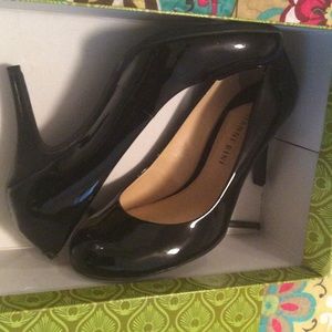 Gianni Bini Black Becca Pumps