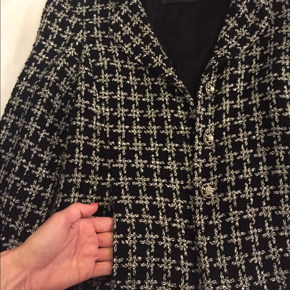 💝 sold 💝 Chanel leather chain button jacket, 09P - Picture 3 of 4