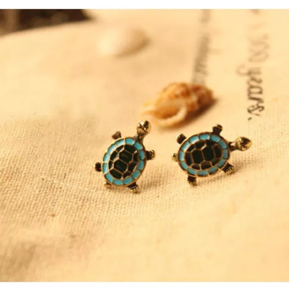 Jewelry - Earring Bundle(3 pr)NWT