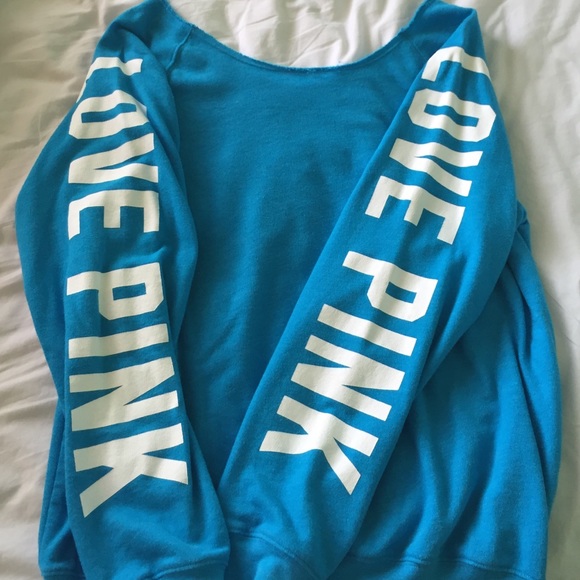 Scoop neck sweatshirt!