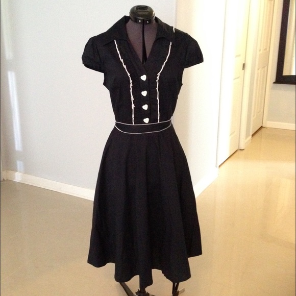 Modcloth About The Artist navy dress size Large.