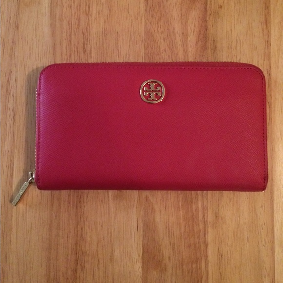 Tory Burch Wallet