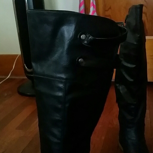 Pleather boots - Picture 3 of 3
