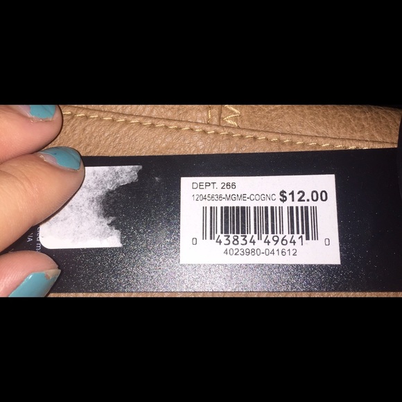 BNWT WALLET FROM MACY'S - Picture 4 of 4