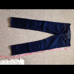 Dark wash AE stretch jeans