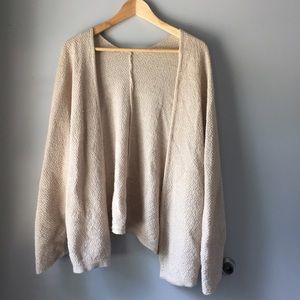 Brandy Melville Caroline Cardigan